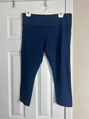 Constantly Varied Gear CVG Blue Pocket Capri Leggings XL